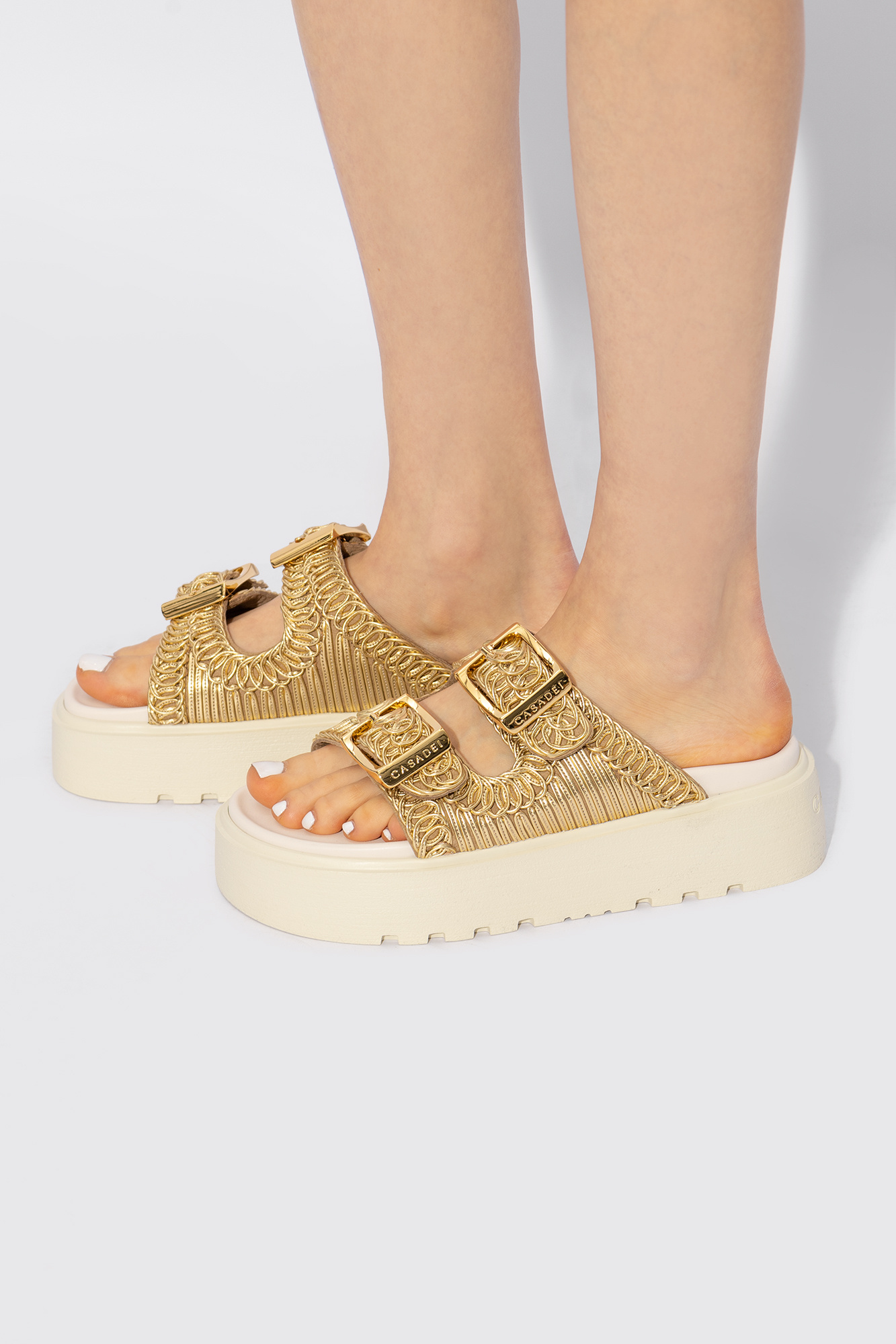 VIP【関税送料無料】希少 CASADEI GOLD FLATS Yoko Gold Flat Leather Sandals – Mafalda